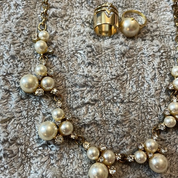 Necklace and matching Ring set - Picture 2 of 6